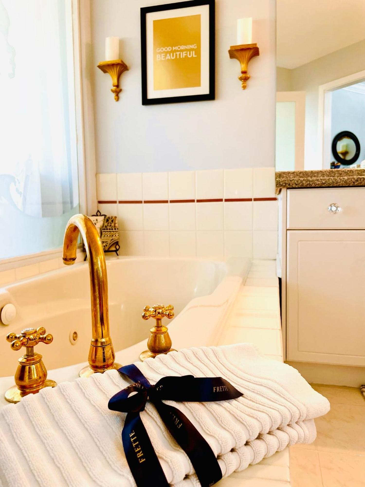 Donna'S Bed & Breakfast White Rock Dış mekan fotoğraf